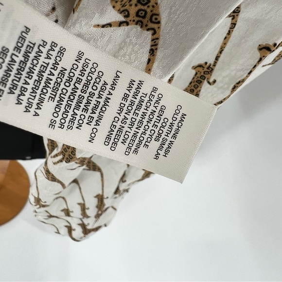 Chicos Whimsy Cheetah Blouse Shirt - Picture 14 of 16